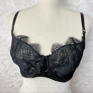 Victoria’s Secret Black Lace Bra 32DDD New